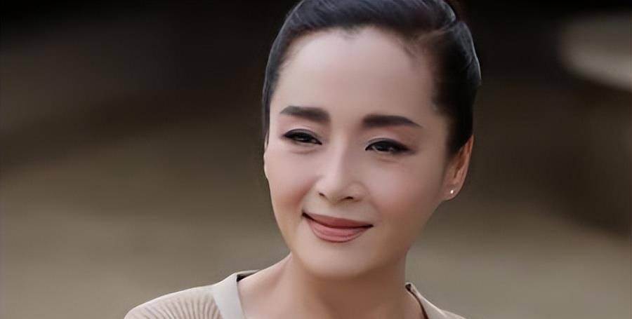 苗翠花恬妞的唏嘘过往和她的坎坷婚姻史