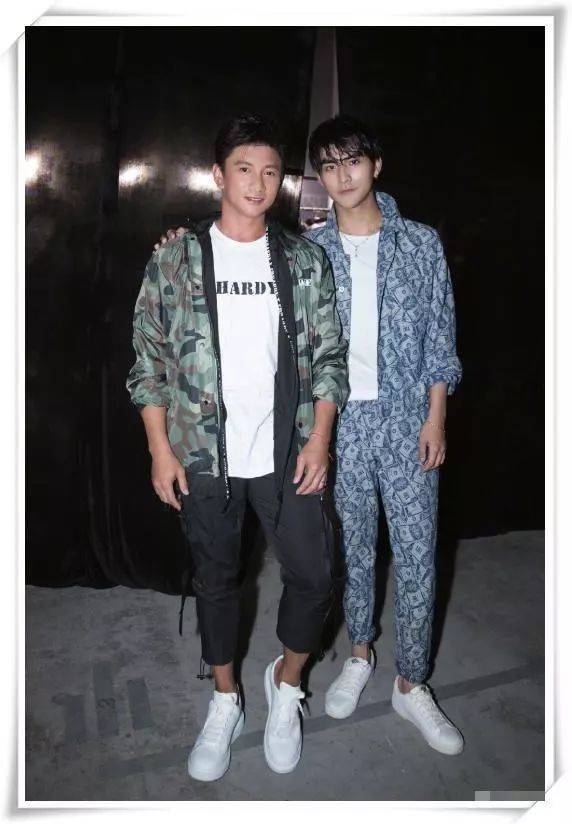 原创吴奇隆男神崩啦同框钟汉良一秒暴露大叔气质果然没对比没伤害