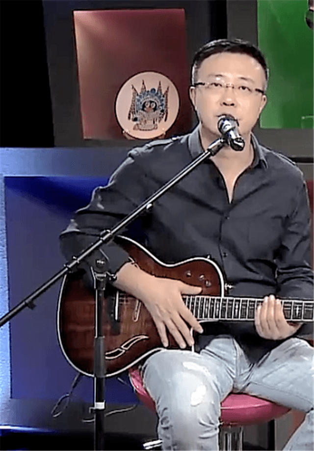 歌手沈庆因车祸去世仅52岁被誉为民谣诗人有名曲青春传世