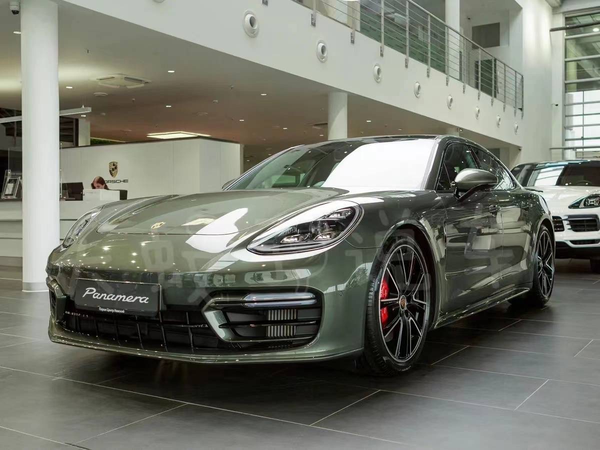 作为一款主打运动风格的中大型豪华轿跑这款保时捷帕拉米拉车型,拥有