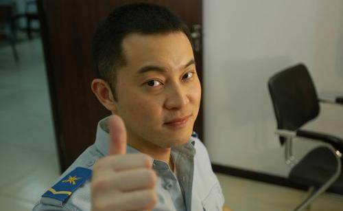 原创武林外传主演今昔对比闫妮走上红毯他竟然是博士毕业