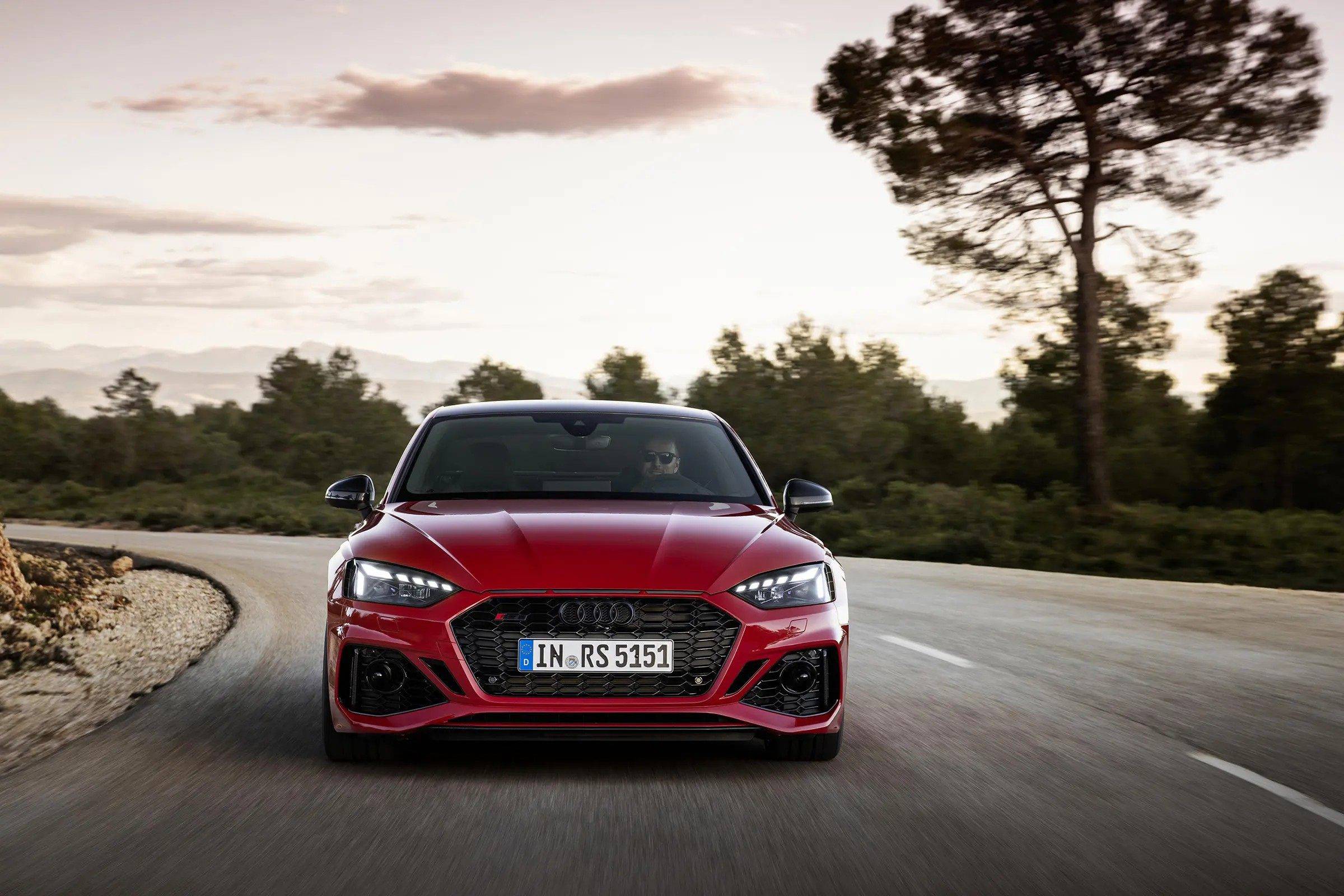 新款奥迪rs5官图发布提供竞赛套件搭载29t发动机