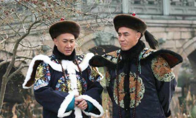 皇族的红带子和黄带子有何不同?_觉罗_皇室_家族