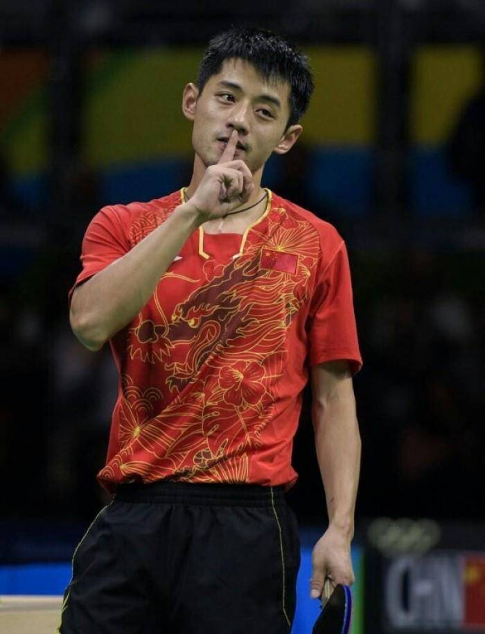 景甜生命中的2个男人:一个对她好到离奇,一个残忍将她分手_张继科