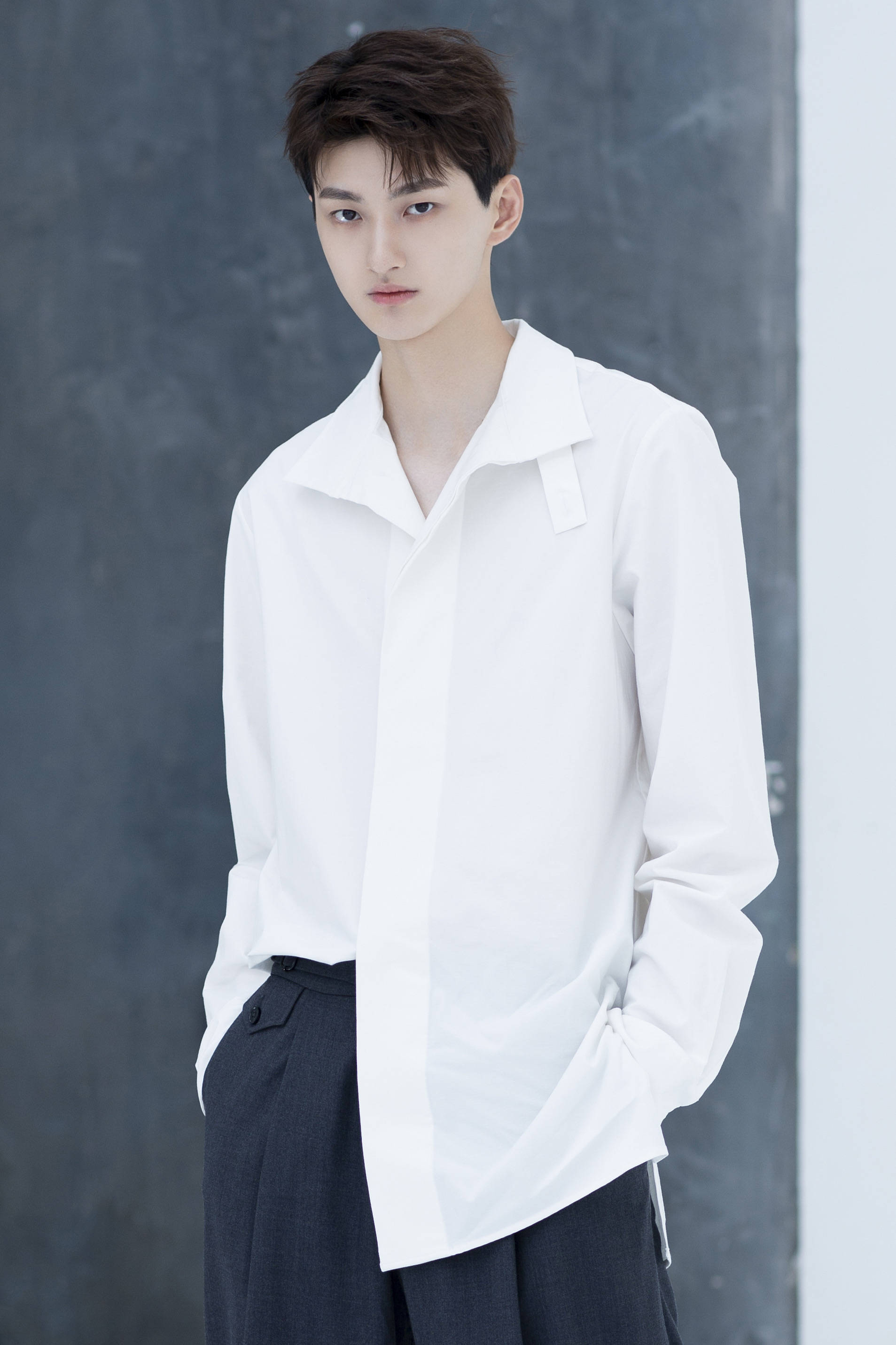 刘特《一不小心捡到爱》开播 "落难"霸总开启甜宠生活_凌越_剧中_成厉