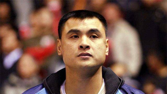 退役后刘玉栋成为八一男篮的领队,那么他享受什么样的待遇?
