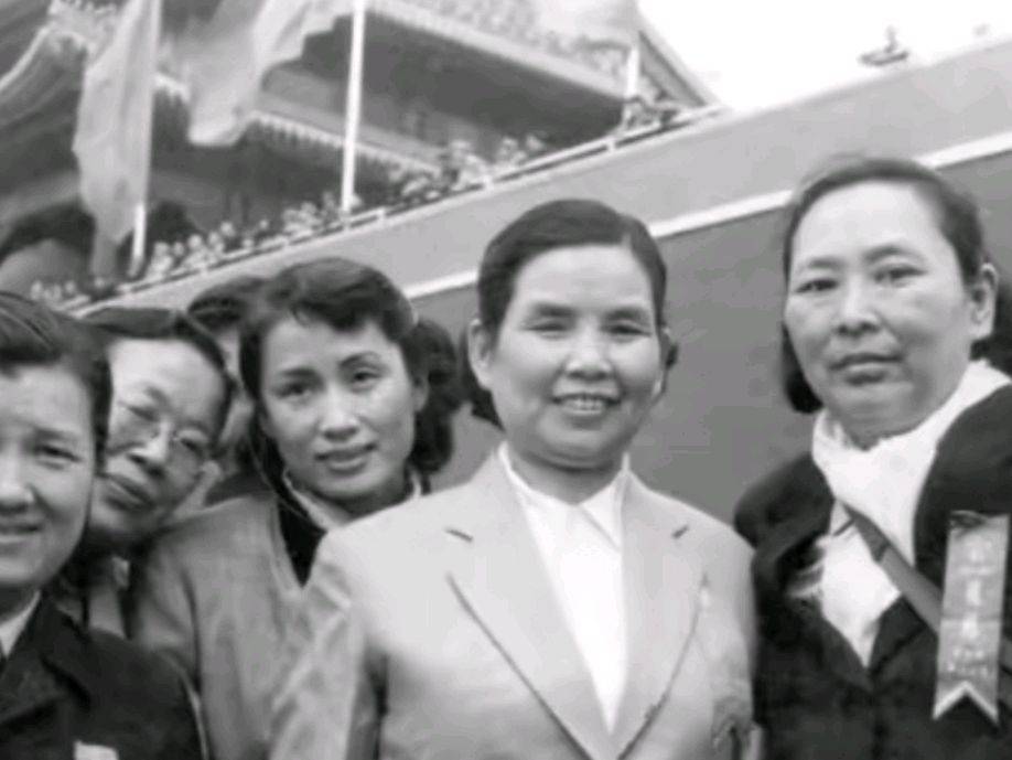 这位元帅的两任夫人都是湘军名将后裔_叶剑英_叶帅_曾宪植