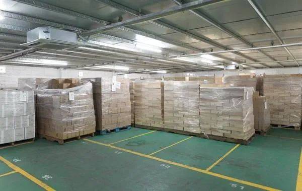 03,堆码高度货品的堆码不是无限堆放的,有很多的制约条件,下面详细