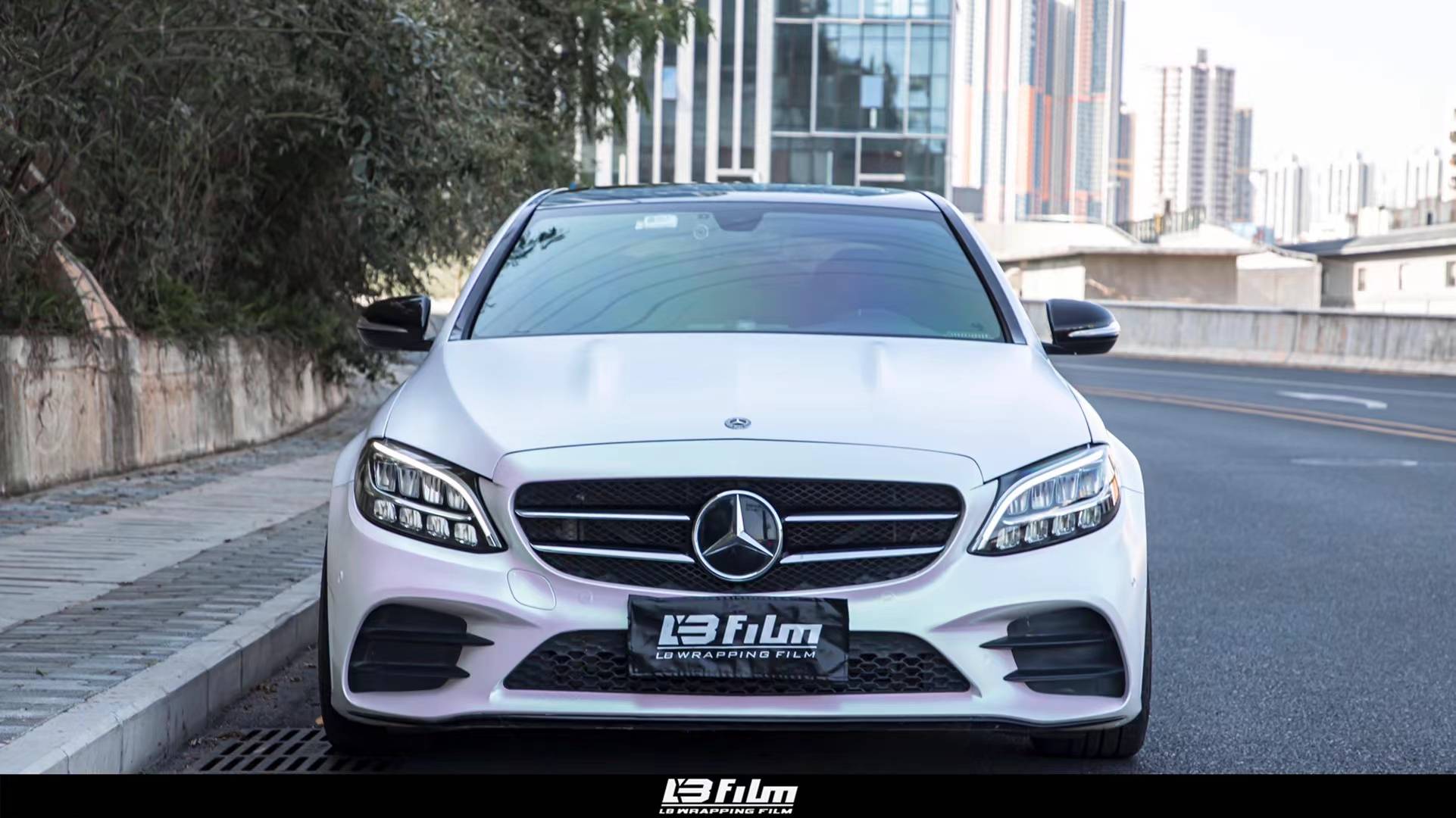 奔驰c260l - lbfilm改色膜哑面金属曙光白_搜狐汽车_搜狐网