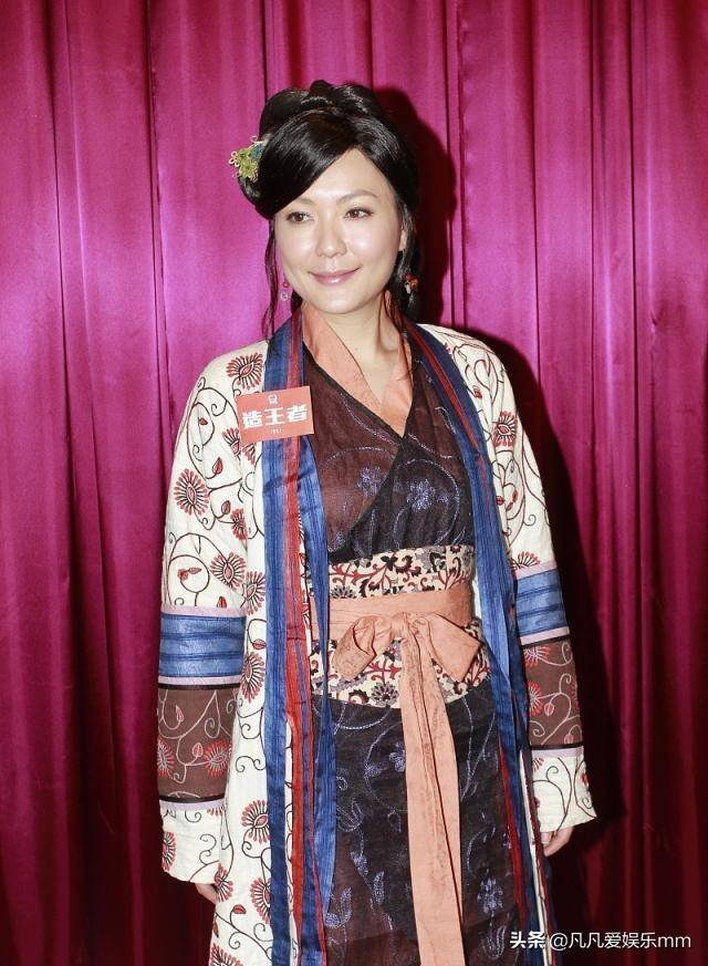 原創田蕊妮宣佈離開tvb老公杜汶澤卻發聲暗諷tvb軟飯男遭網友怒懟