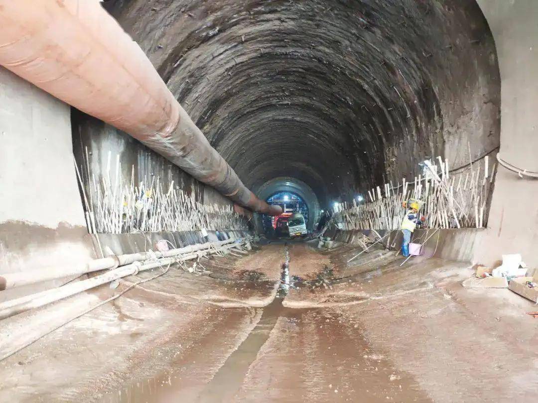 金沙山隧道图片