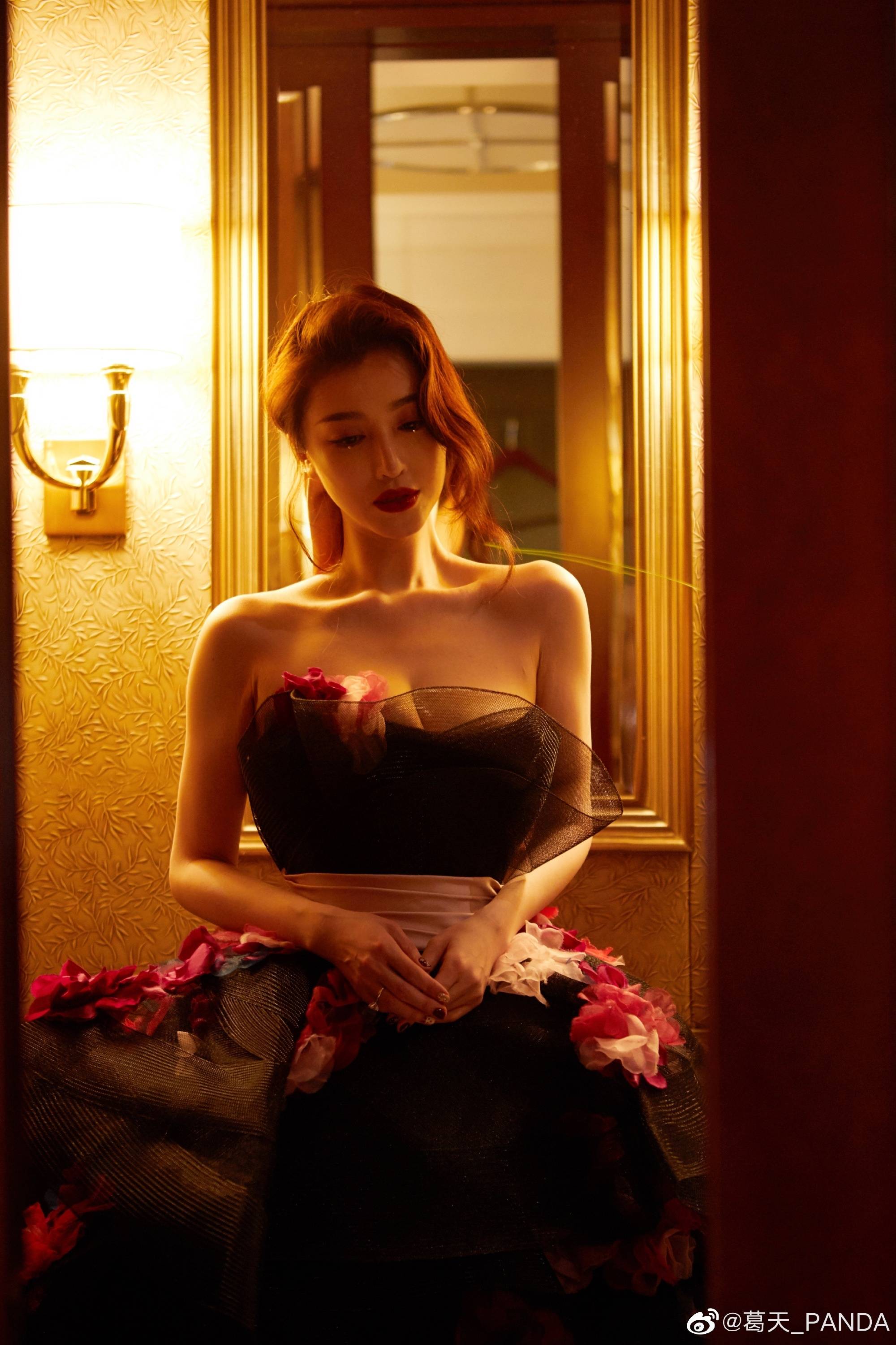 葛天时尚盛典"打工人"vlog 分享女明星美照的背后故事_视频_活动_礼服