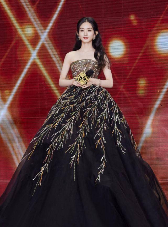 原创赵丽颖国风新造型曝光看她未ps过的腰型女生都羡慕了