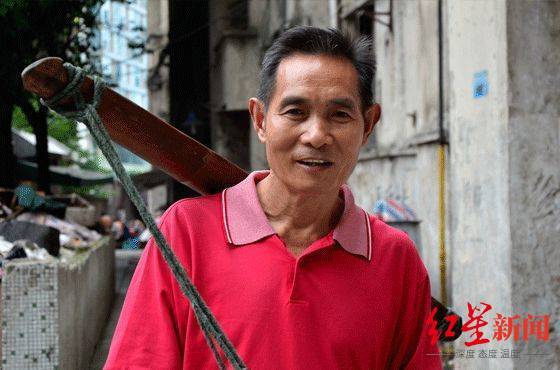 原创老黄走了最后的棒棒中那些同伴今何在有人搞出镜当网红有人还乡