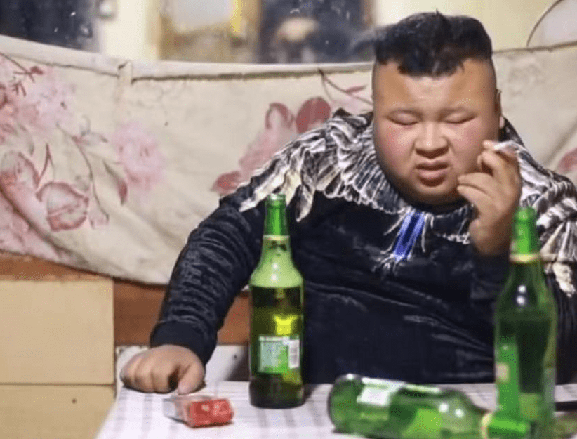 原创网红狗老师公开随礼名单最大金额128万唯独没有辛巴的身影