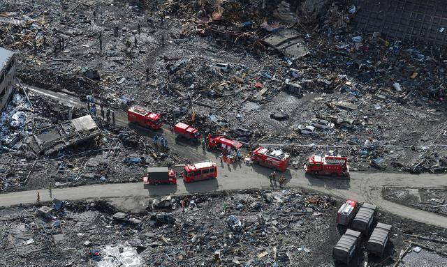 世界十大海嘯排行榜,其中一半發生在日本_地震_死亡_災難