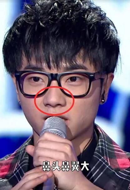 原创美妆网红晒华晨宇变脸过程质疑其做了3项整容手术真的不怕被告