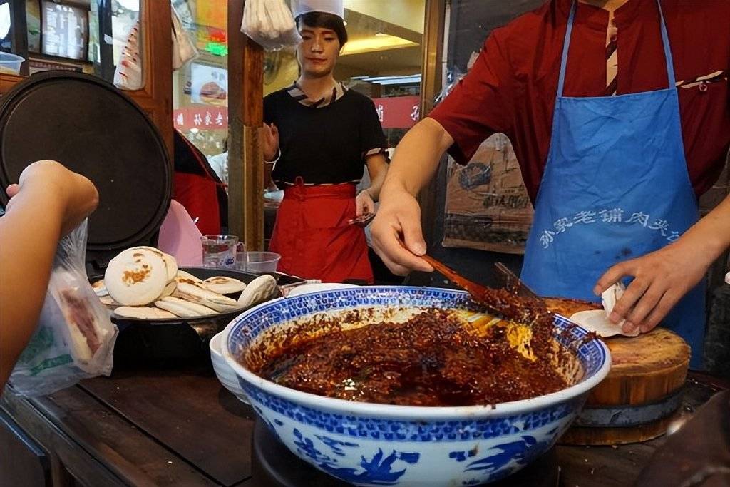 西安“最有名”的10种美食小吃，来西安别忘记尝一尝，好吃还不贵