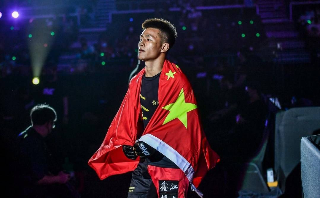 中国"ko之王"唐凯,one冠军赛六连胜,2分钟ko韩国战神金裁雄_比赛_对手