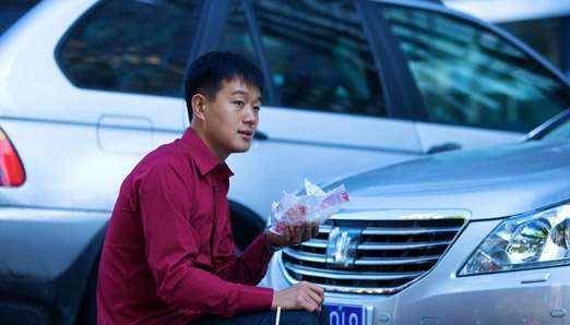 原创佟大为毕业迎娶自己老师婚后十余年零绯闻座驾还很低调