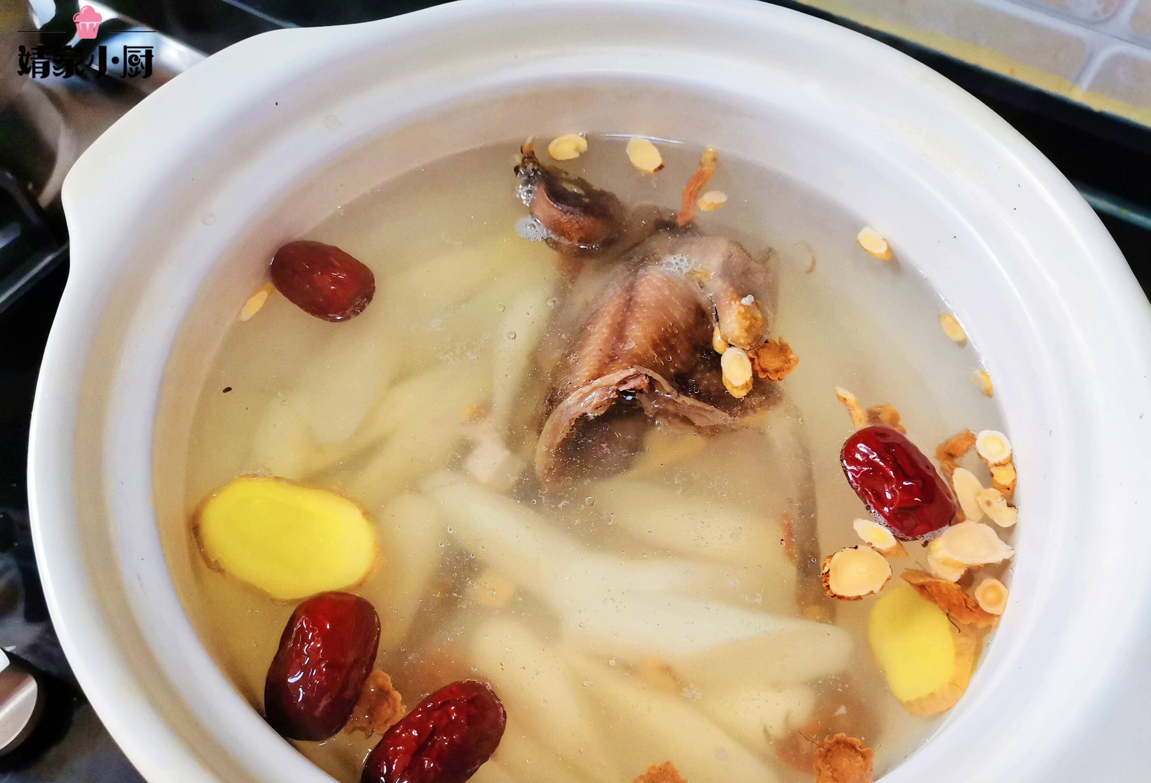 滋养鸽子汤怎么做_滋养鸽子汤的做法_COUSS探味研究室_豆果美食