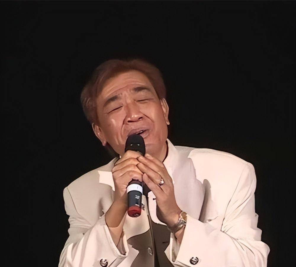 你能比吗"张帝有一次看老板心情好,就试探性地问"我可以上台唱歌吗 我