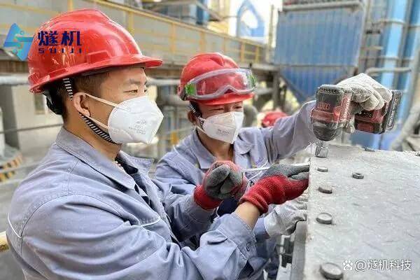 厂区车间佩戴安全帽检测系统