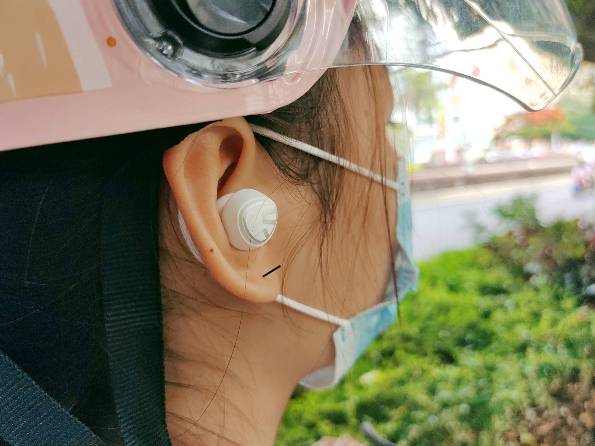 泥炭mini Pro耳机,最爱降噪功能,路途有音乐且安全