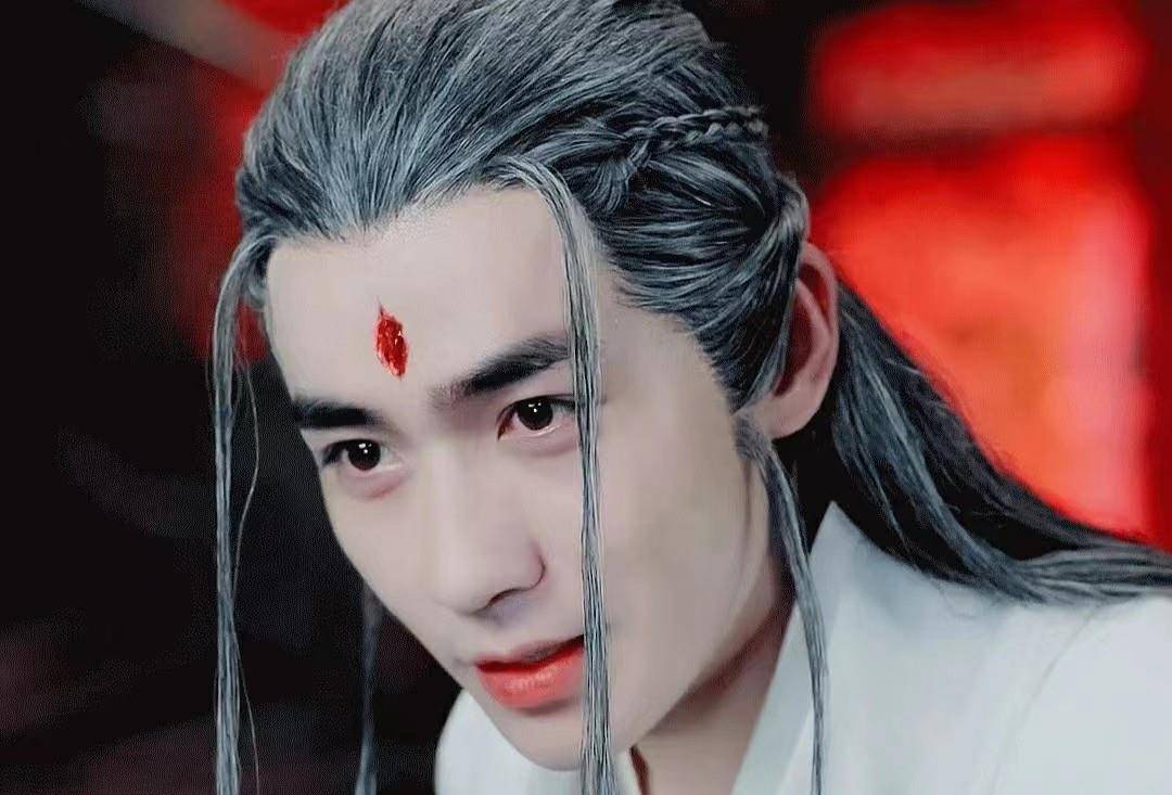 演"白发美男",有人一眼万年,有人像顶了一头枯草_马天宇_造型_朱一龙