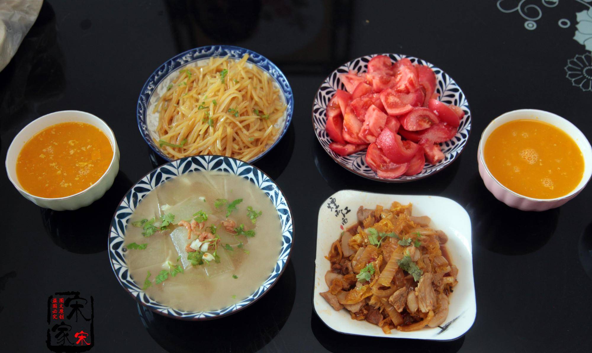 原创北方普遍的晚餐炒4道菜熬1锅粥没有大鱼大肉一样能吃撑