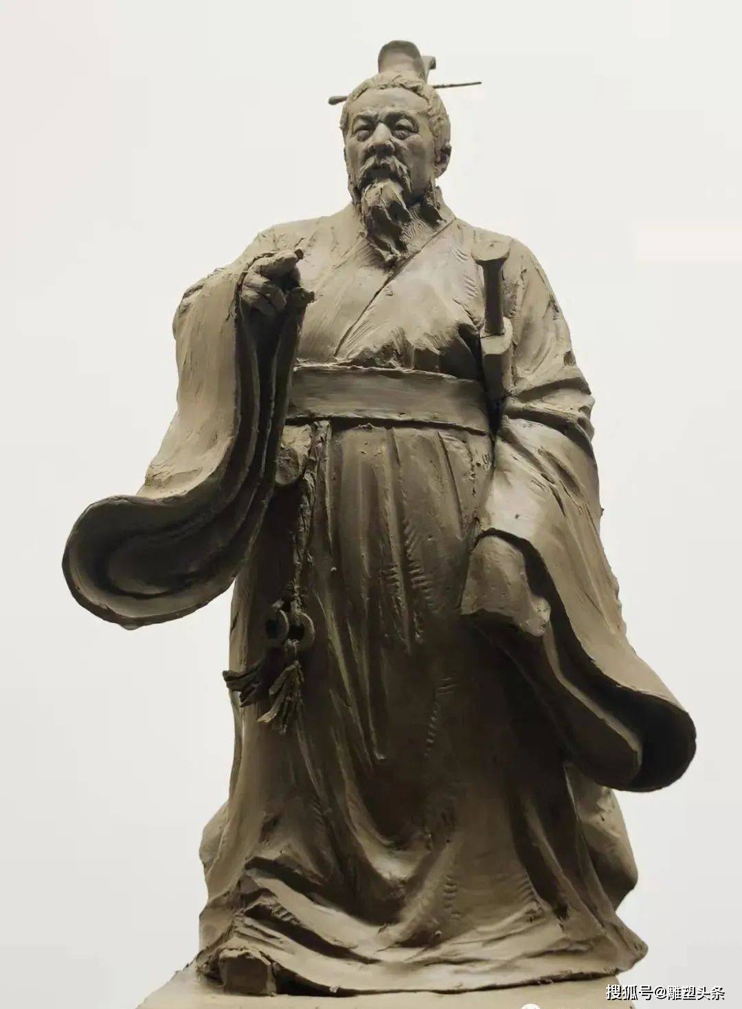 中国雕塑家心中的屈原_作品_楚辞_文学