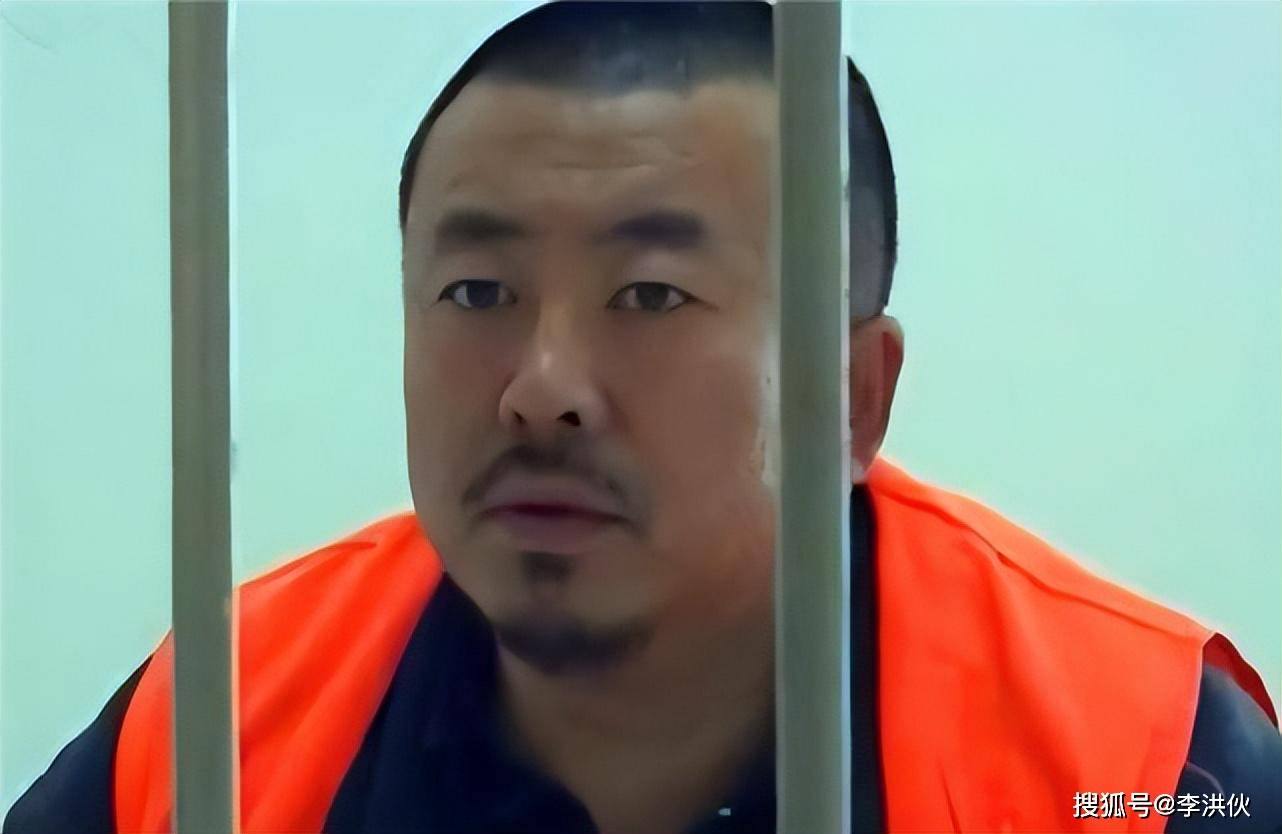 Снимался в дорамах, скрываясь от полиции: История самого неоднозначного китайского актера