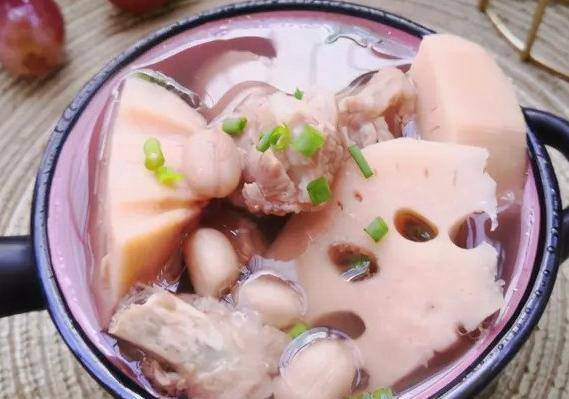 想把莲藕炖得粉烂?教你3招,汤鲜藕糯肉烂,厨房小白也能搞定!
