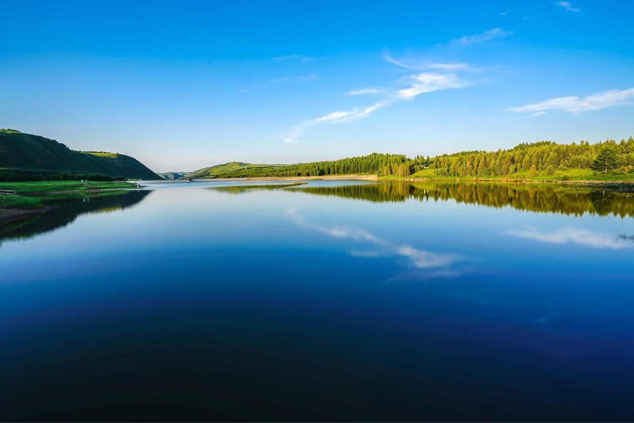 原创内蒙古四大内陆湖之一称为百鸟乐园我国第三大天鹅湖