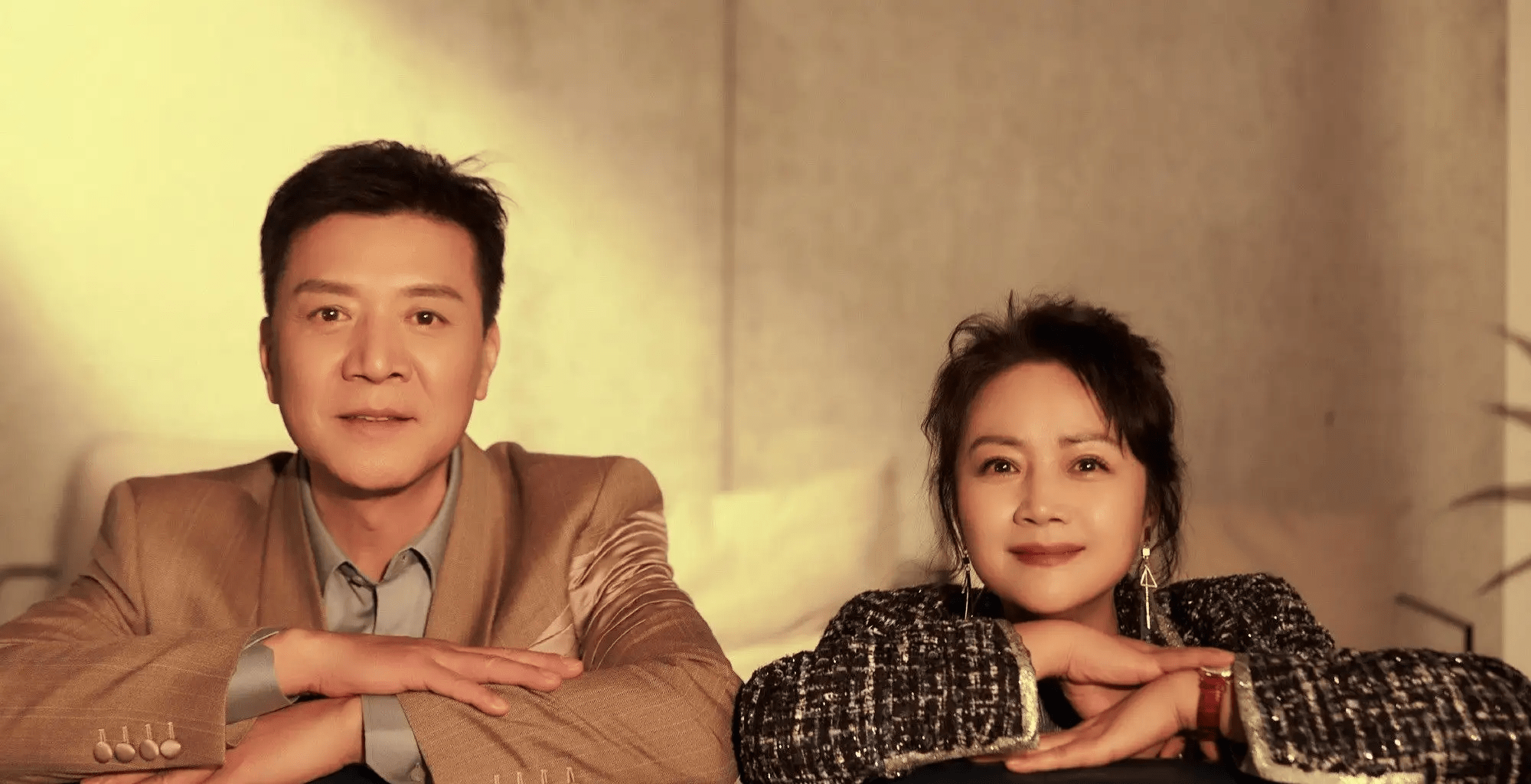 茹萍:再婚做模范继母,亲女儿却让她“头疼”_刘之冰_婚姻_家庭
