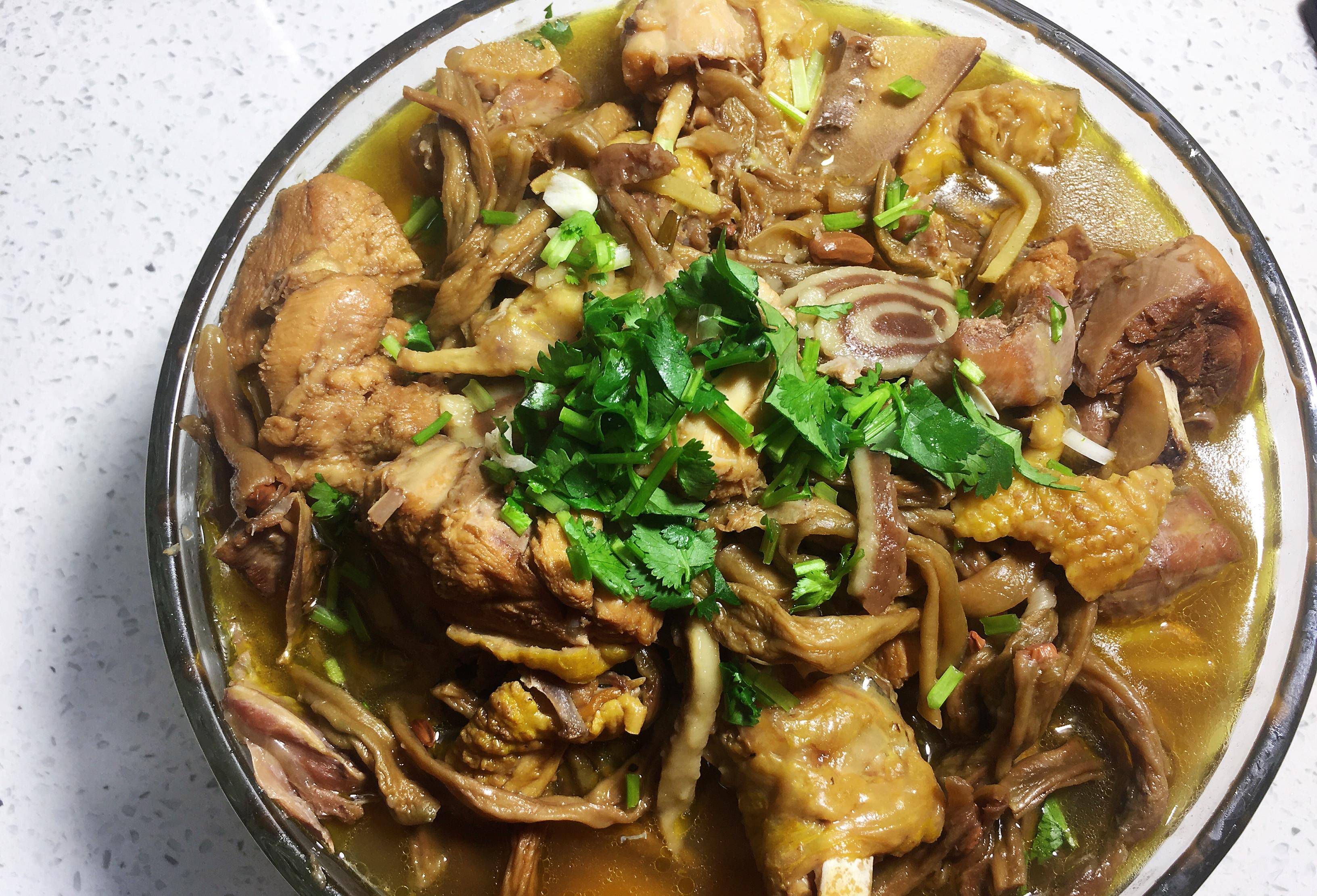干豆角炖土鸡,不要直接焯水,记住这3点,鸡肉软烂入味还不腥