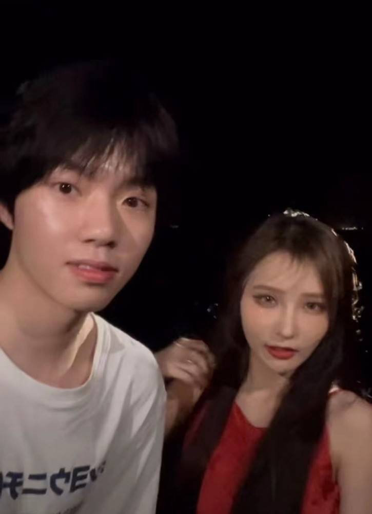 原创殷世航又被前任送上热搜何婧婧坦言跟他在一起是种煎熬