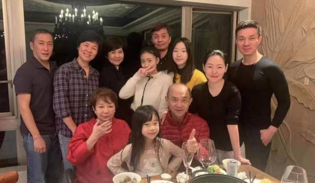 同时,洪源禧看到小s影片,正式回应"哥哥什么时候回家