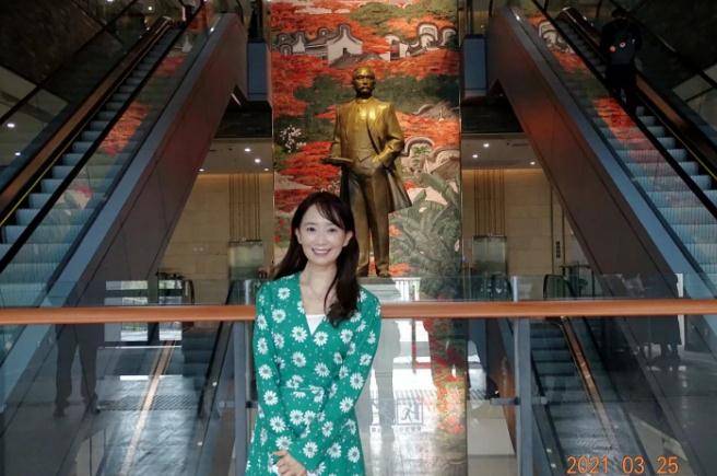 1955年生人的陈美龄,父亲是东莞人,母亲是贵州人.
