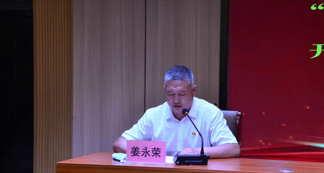 张家口市宣化区建国街小学召开向张桂梅同志学习动员部署会