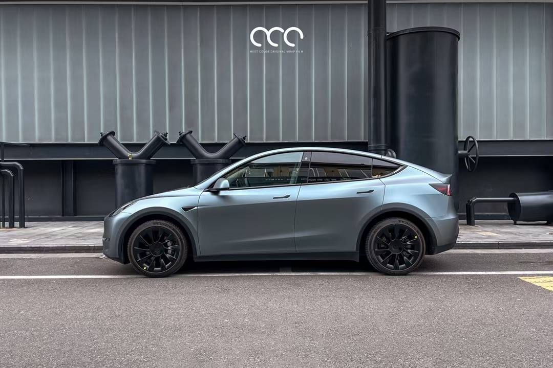 特斯拉model y 漫彩改色膜 pet亚灰蓝_grayish_matt_blue