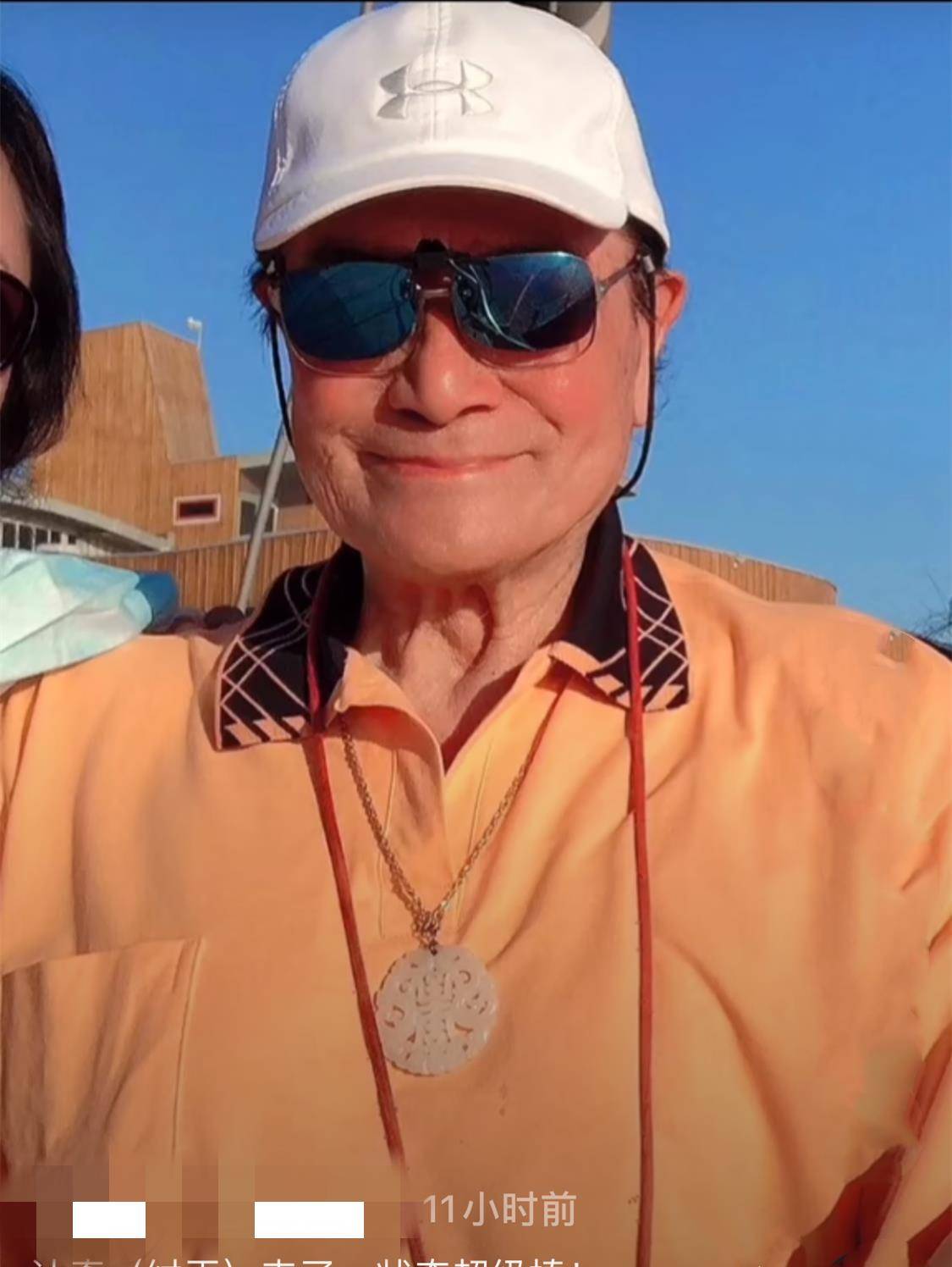 原创最经典纣王达奇近照曝光面色红润超精神身材前佩玉引人注意