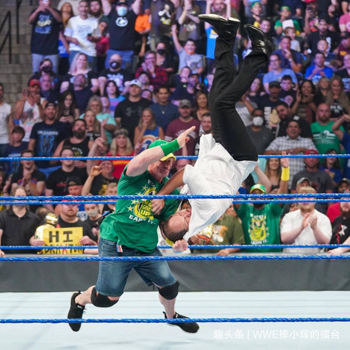 罗曼目前是wwe最吸引人的节目巨星,自从去年在夏日狂潮大赛中重返之后