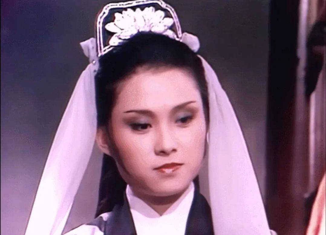 1984年版—赵天丽赵天丽饰演李莫愁,扮相有点惊悚,实在很难让人认可"