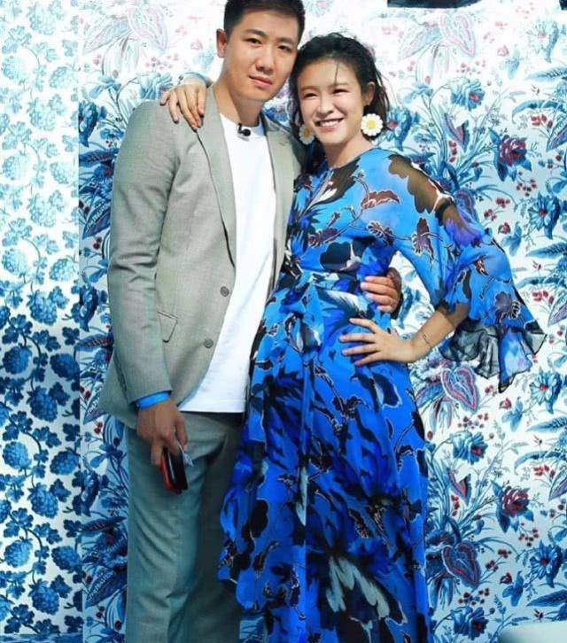 李艾回应结婚4年与老公分房睡,罗列7条分房睡好处获网友大赞!