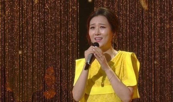 其实在《超人回来了》节目中张允瀞所居住的独栋双层房子本身就已经很