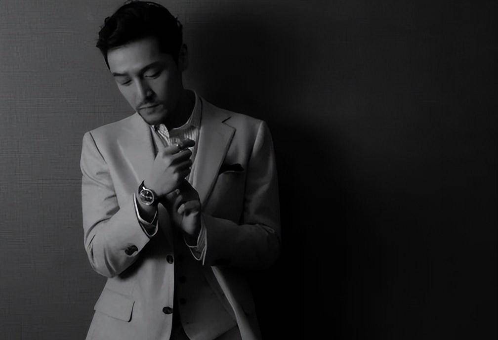 原创气质还得看大叔这8位中年西装男神吊打一众小鲜肉