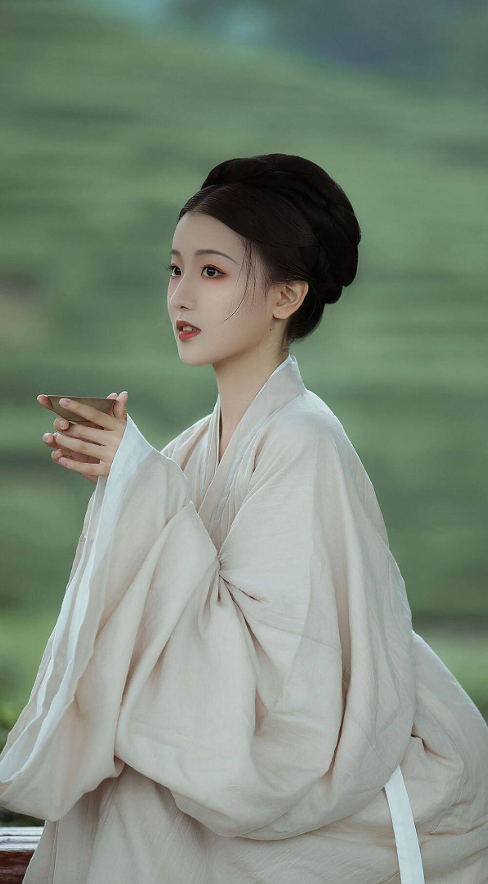 原创身上若有这几个特征是活脱脱的古典美人穿汉服比穿常服更好看