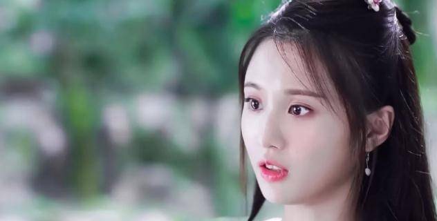 21岁就成"谋女郎",如今她给王一博作配,还是赵丽颖同事_张慧雯_张艺谋