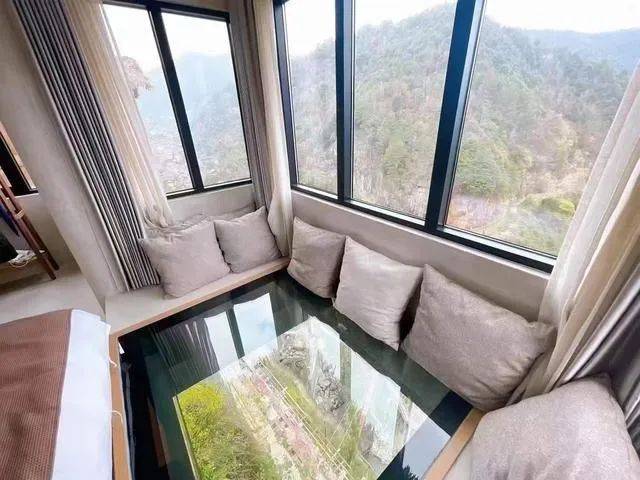 望仙谷悬崖民宿，住上一晚人生达到了巅峰_服务_谷仙_房间内